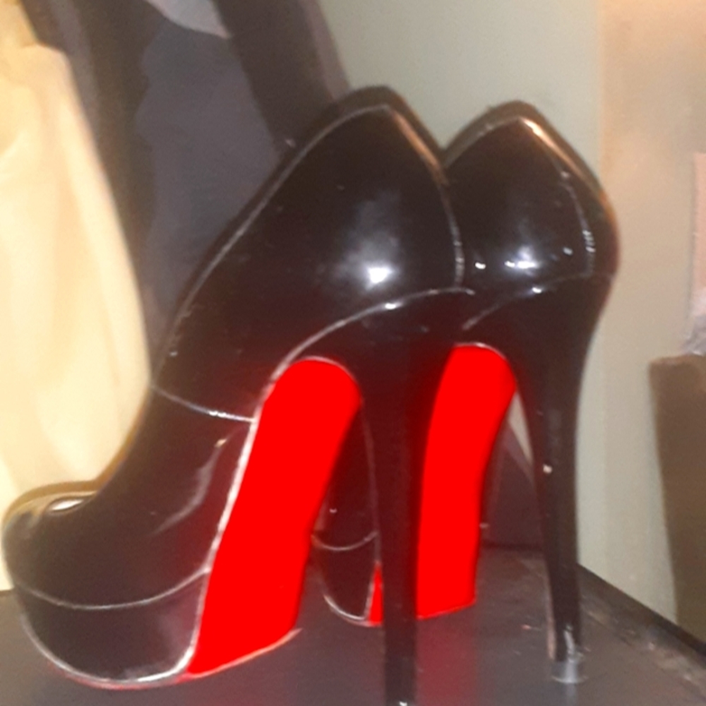 Sold christian Louboutins the Bianca - Picture 6 of 14